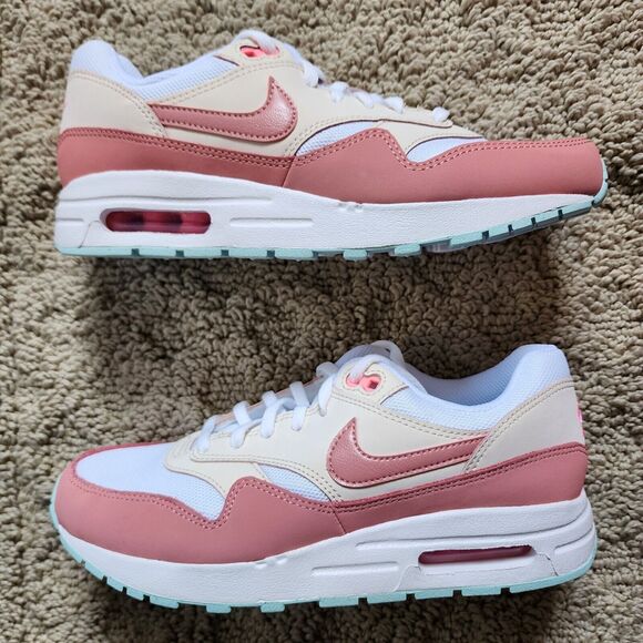 Nike Air Max 1 White Red Star Dust Guava Ice Brand New Sz 7Y - Picture 2 of 8